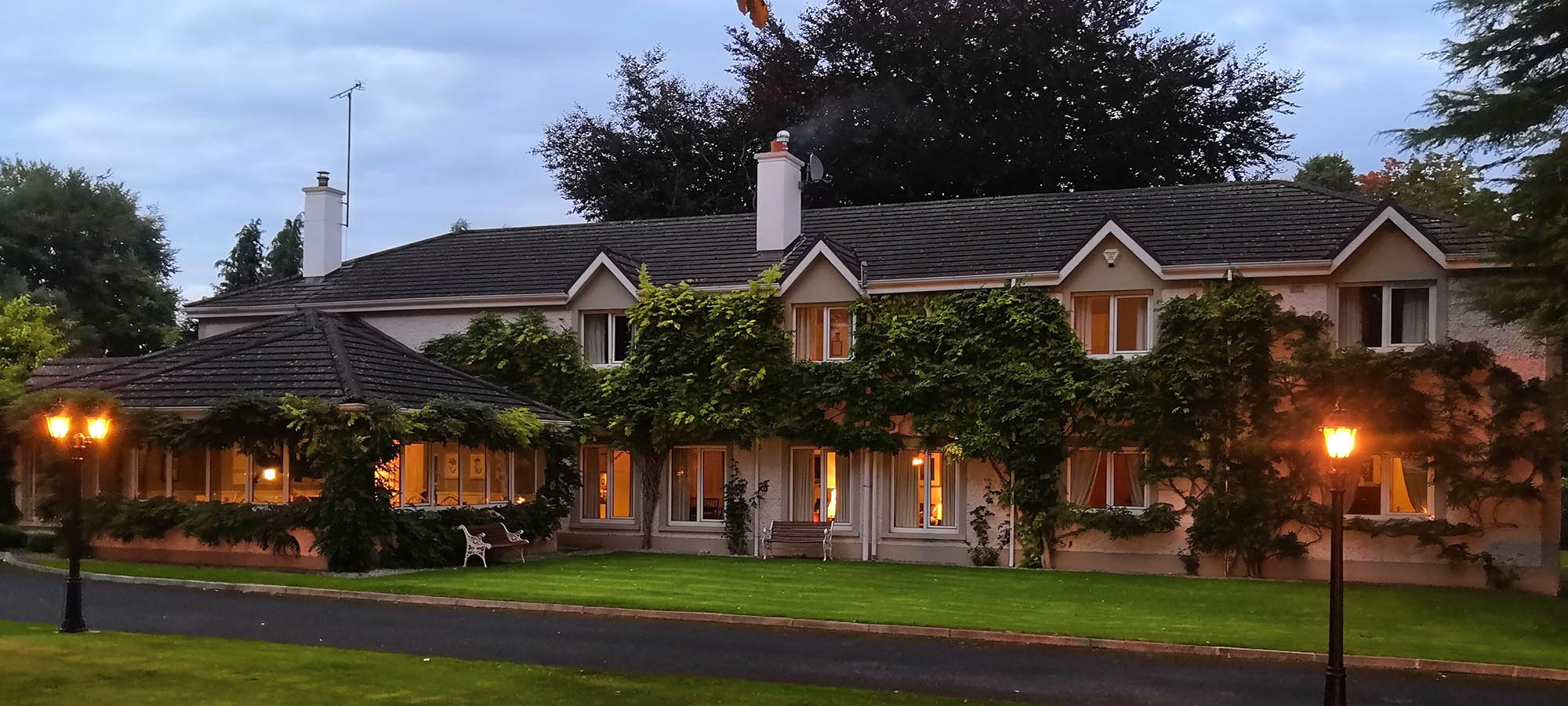 Sea Dew Guest House - Visit Offaly